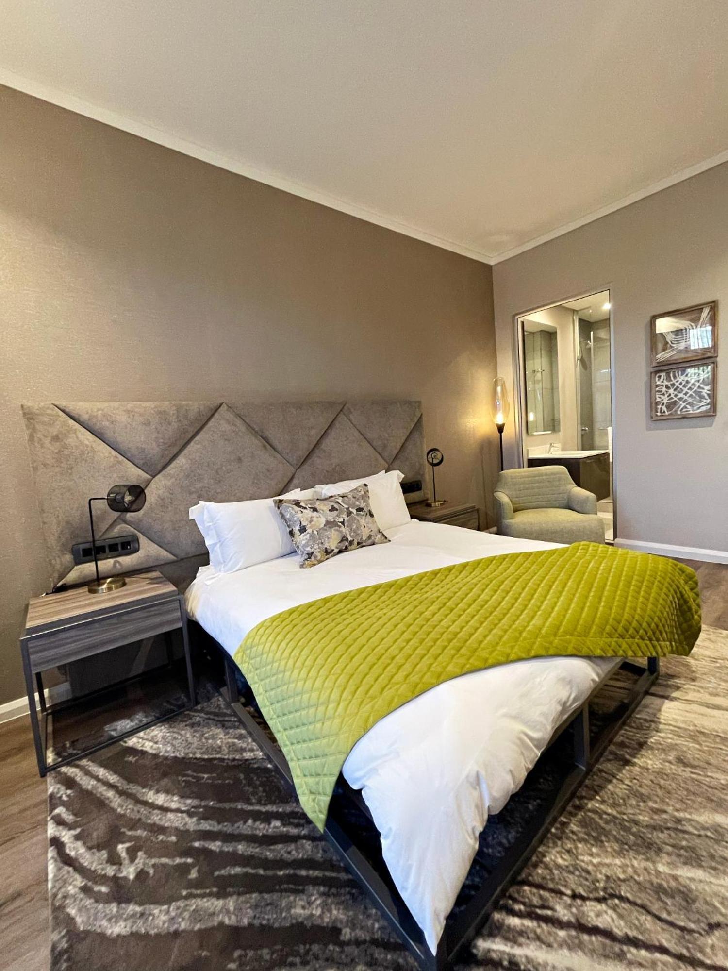 Menlyn Maine Luxury Rentals Pretoria-Noord 外观 照片